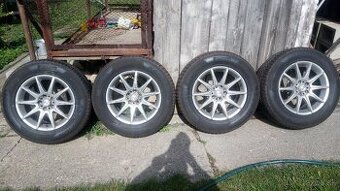 predam kolesa Mercedes pneu Pirelli Scorpion 235/65 R17