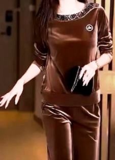 Tepláková súprava/domáci úbor, v. L/XL