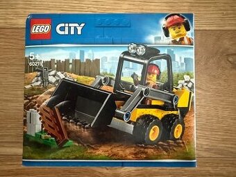 Predám LEGO City 60219 Stavebný nakladač