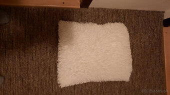 Vankúše z dutého vlákna.