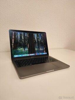 MacBook Pro 13" 2020 | i5 • 8GB • 256GB