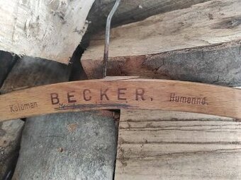 Koloman Becker Humenne - modny vesiak , 20te roky min storoc