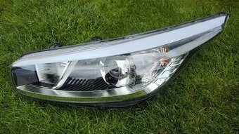 Kia Ceed II 2 JD 2012 - 2018 Lave predne svetlo lampa