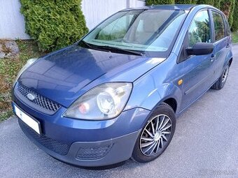 Ford Fiesta 1,25i - rok výroby 2006 - klimatizácia