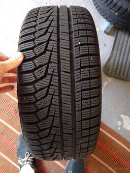 4 zimné gumy 215/45 R16
