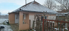 Vynovený dom v peknej obci Pere, 30min. od hraníc, Maďarsko