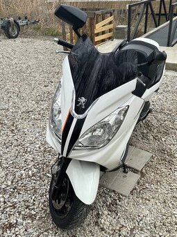 Peugeot Satelis 400