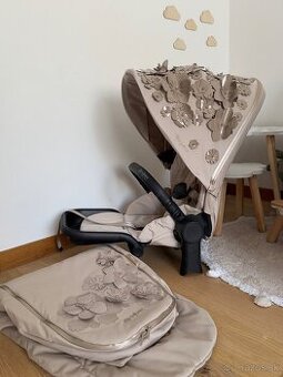 Cybex priam 4.0 simply flowers beige poťah + fusak