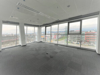 Prenájom kancelárskeho priestoru 473m² na ulici Galvaniho v