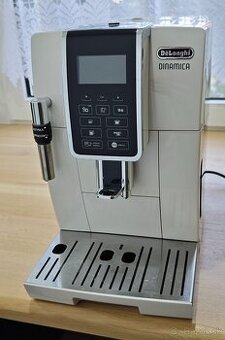 Delonghi Dinamica plnoautomatický kávovar s LCD displejom