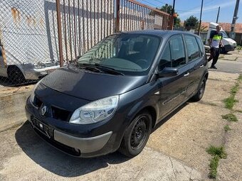 RENAULT MEGANE SCENIC 2006 na nahradne diely