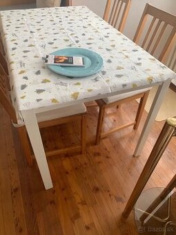 NA PREDAJ 5 STOLIČIEK, CENA ZA VŠETKY/30 EUR