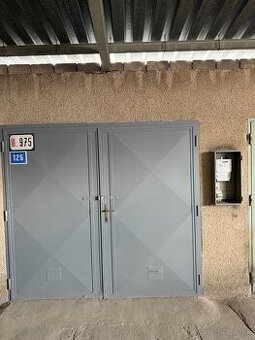 Garaž v garažovom dome, K Zábraniu