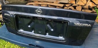 Opel Vectra B kufor/piate dvere
