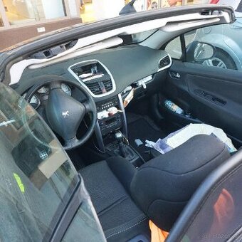 Predám PEUGEOT 207 CC