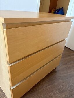 Malm IKEA komoda
