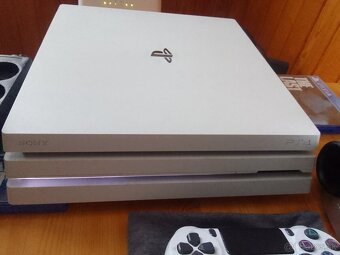 Playstation 4 Pro 1TB