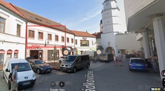 Priestranný 4-izbový byt 100 m² v centre mesta