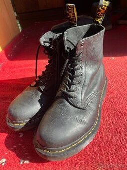 Dr. Martens Pascal 1460