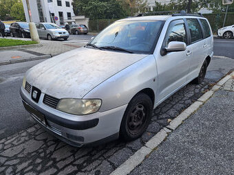 Ponukam na predaj Seat Cordoba kombi 1,4 i 44kw rv.2000,