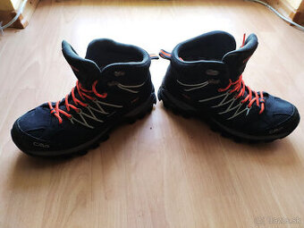 Trekingove / Turisticke topanky CMP , velkost 42