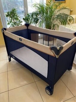 Predám detskú postieľku - skladaciu Chicco a matrac