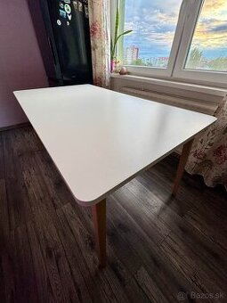 Jedálenský stôl - rozkladací pre max.10 osôb - 1