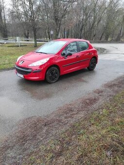 Peugeot 207 1.4i  rv 2009