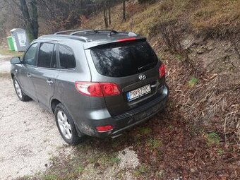 Hyundai Santa-Fe 4x4