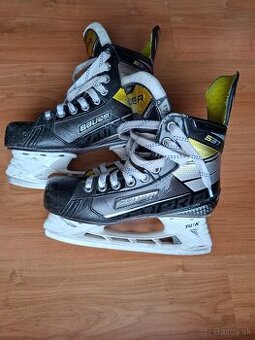 Hokejové korčule Bauer Supreme S37