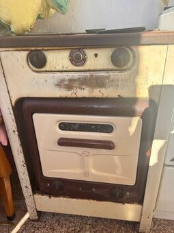 Elektrický sporák a rúra