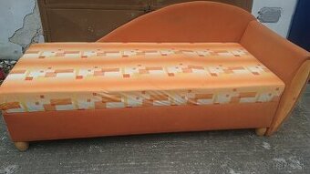 Polohovateľná posteľ