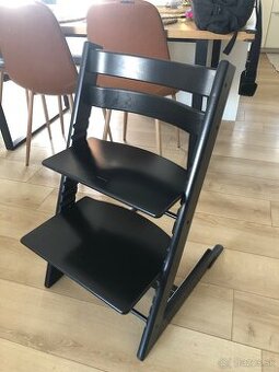 Predám stoličku Stokke Tripp Trapp čiernu