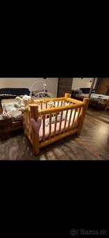 Detska postielka z masívu