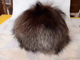 Kožušinová čiapka tmavá