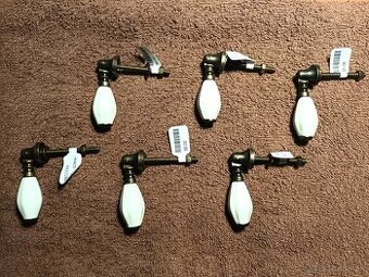 ÚCHYTY na nábytok, závesné háčiky -NOVÉ-nepoužité- 9 €