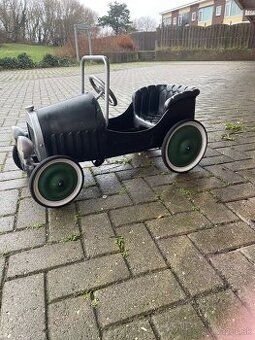 Vintage šlapacie autíčko