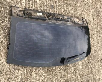 vw touareg 7l zadne sklo