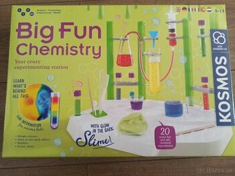 Chemické laboratórium ( bez slovenského alebo českého návodu