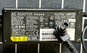 Sieťový adaptér AC/DC FUJITSU Output 16 V, 3,7 A