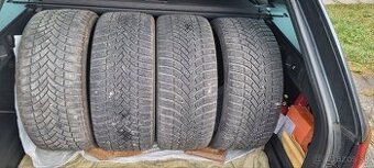 Predám Pneu 235/40r18