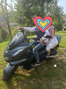 Predám Hondu pcx 125
