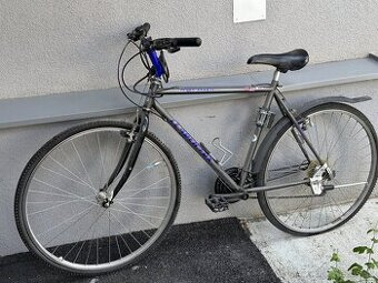 Predam starsi bicykel