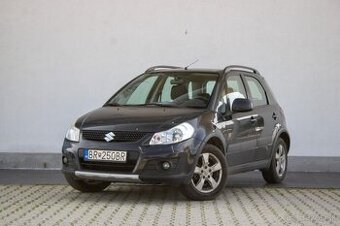 Suzuki SX4.