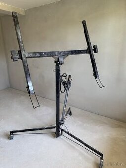 Zdvihák sadrokartónových dosiek BLACKTOOL 150€