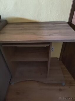 Pc stolík