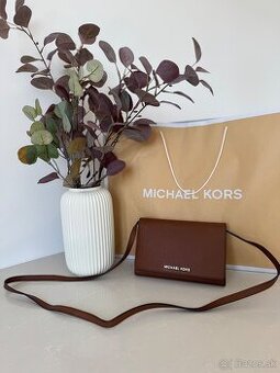 Michael Kors kožená crossbody kabelka