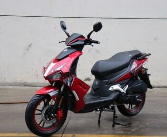 Skúter Adamoto Derbi 125
