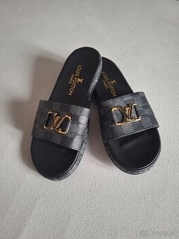 Louis Vuitton šľapky