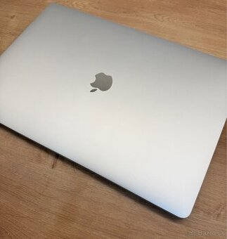 Macbook Pro 2019 16’ Silver